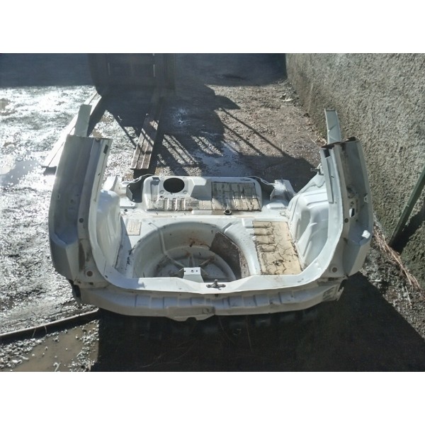 Traseira Baixa Ford Fiesta 2013 Hatch Branco