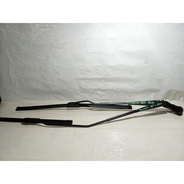 Braço Haste Limpador De Parabrisa Peugeot 207 2011