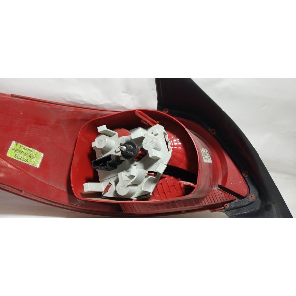 Lanterna Traseira Peugeot 207 2012 L. Direito