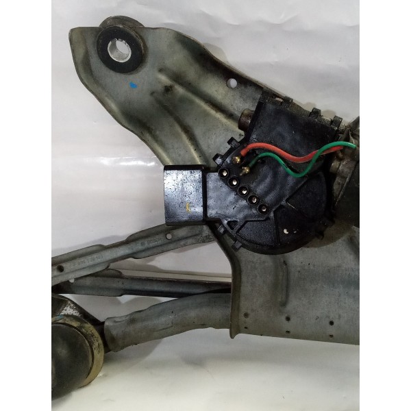 Motor Limpador Para Brisa Com Galhada Renault Sandero 2011