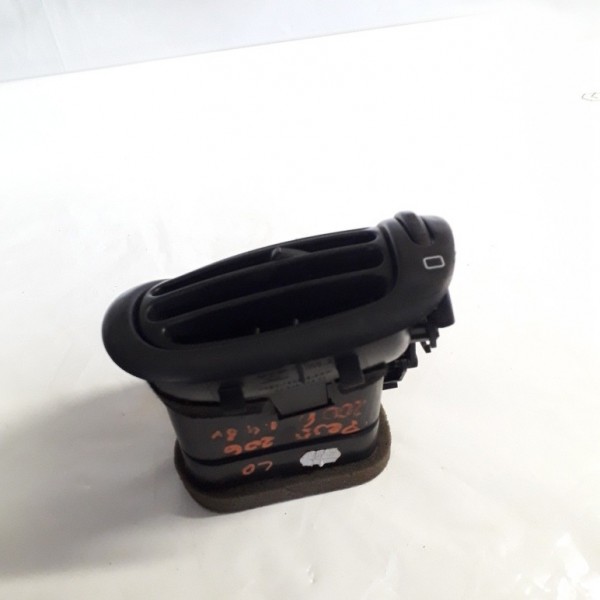 Difusor De Ar Peugeot 206 2007 1.4 L.direito