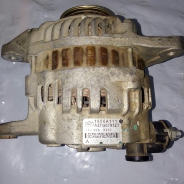 Alternador Mitsubishi L200 Triton 2013