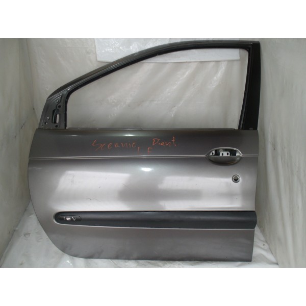 Porta Dianteira Esquerda Renault Scenic 2003