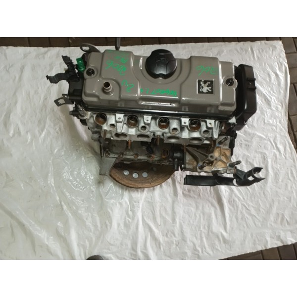 Motor Parcial Peugeot 206 1.4 8v 2006