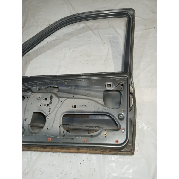 Porta Lado Direito Fiat Strada 2000 Usado