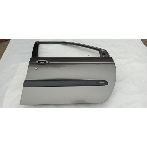 Porta Dianteira Direita Renault Scenic 2000