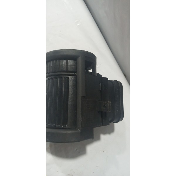 Difusor De Ar Condicionado Gm Corsa Lado Direito  2010