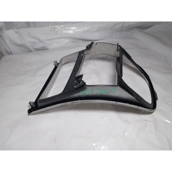 Moldura  Acabamento Da Alavanca De Marcha Peugeot 307 2007