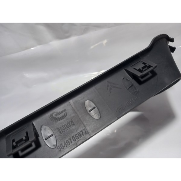 Moldura Painel Instrumento Citroen C3 2009