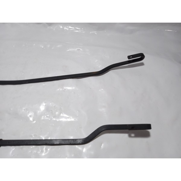 Braço Limpador Parabrisa Vw Golf 1998 Par