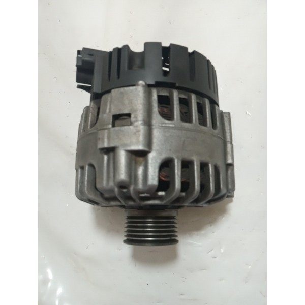 Alternador  Peugeot 206 1.0  Usado