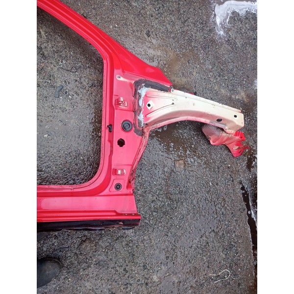 Lateral Diant. Caixa Ar Coluna Direito Vw Gol G5  Vermelho