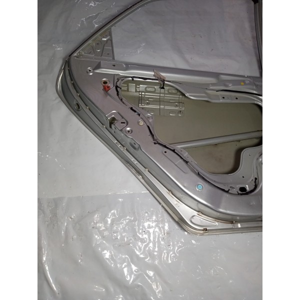 Porta Traseira Esquerda Kia Cerato 2010 Usado Com Detalhes