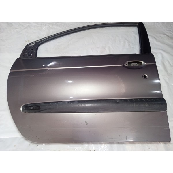 Porta Renault Scenic 2000 Esquerda Dianteiro Usado