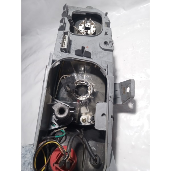 Farol Lado Direito Fiat Palio Chinês 2004 Recuperado