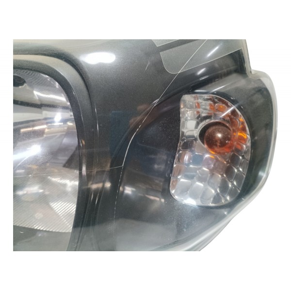 Farol Lado Esquerdo Máscara Negra Fiat Uno Vivace 2013